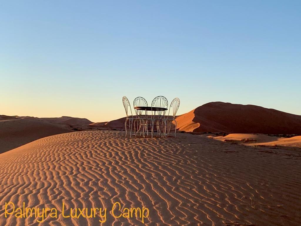 Отель Palmyra Luxury Camp Мерзуга Экстерьер фото